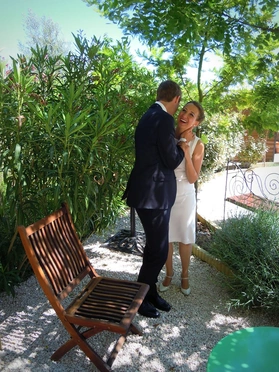 Des hôtes just married