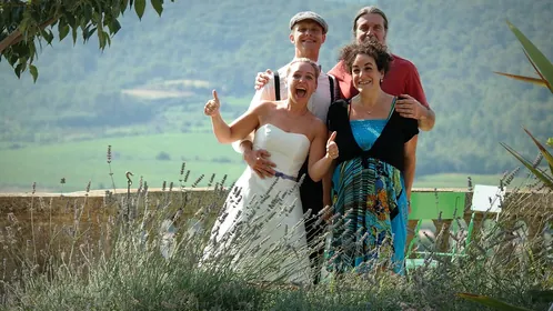 Des hôtes just married