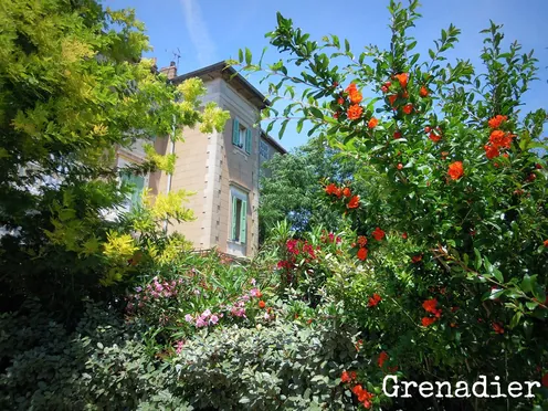 J'ai descendu dans mon jardin — Grenadier